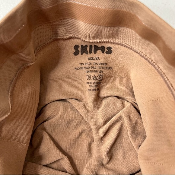 Skims Sculpting Short Above Knee Sienna Size XXS/XS Shapewear Slimming Smoothing - Picture 4 of 8